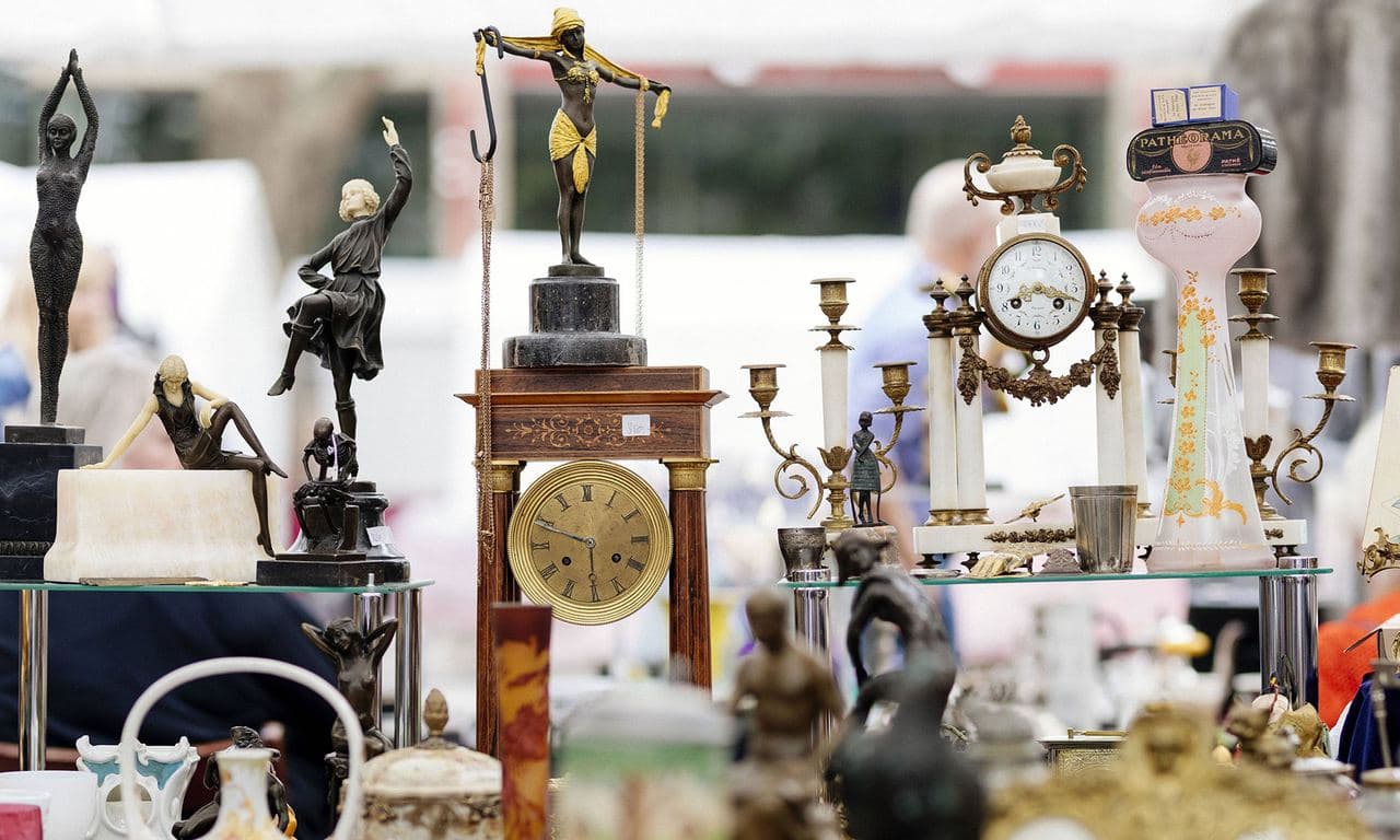 Antikmarkt auf dem Rudolfplatz