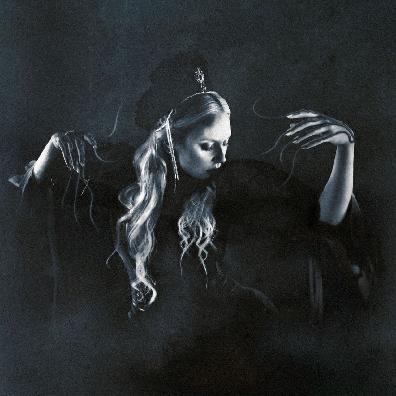 EIVØR · SPECIAL GUESTS: RABBITOLOGY