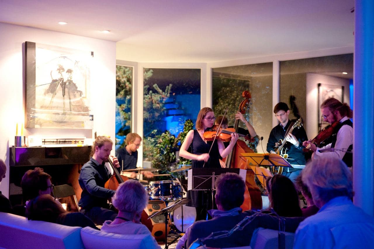 Musik in den Häusern der Stadt