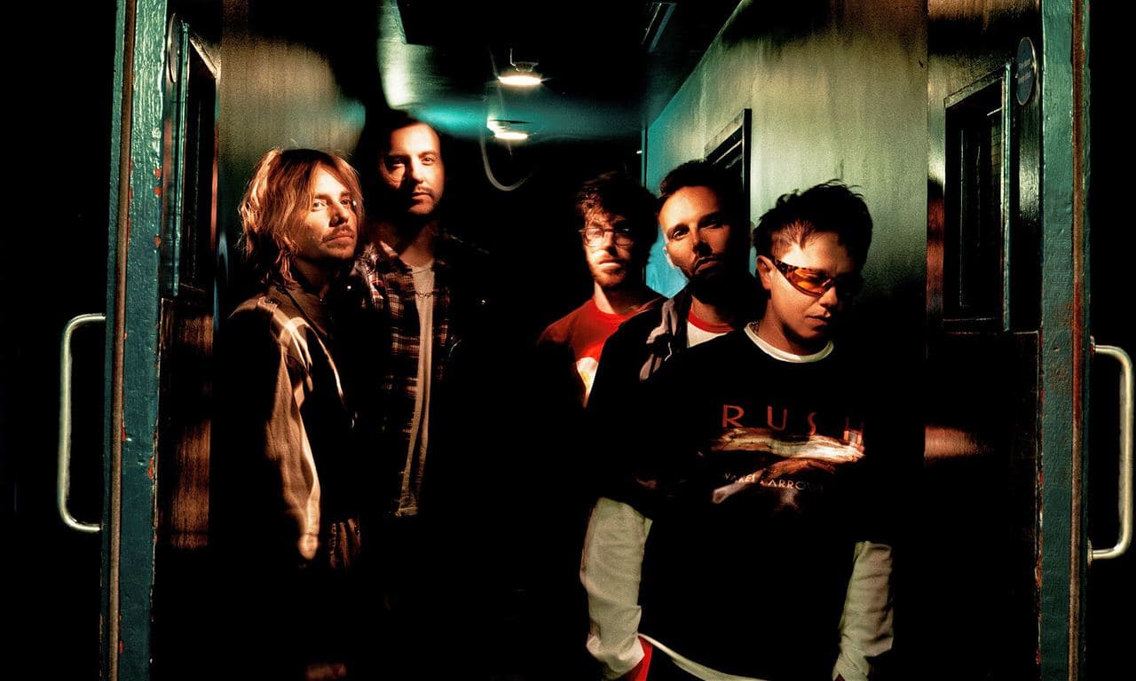 Nothing But Thieves – The Stray Dogs World Tour