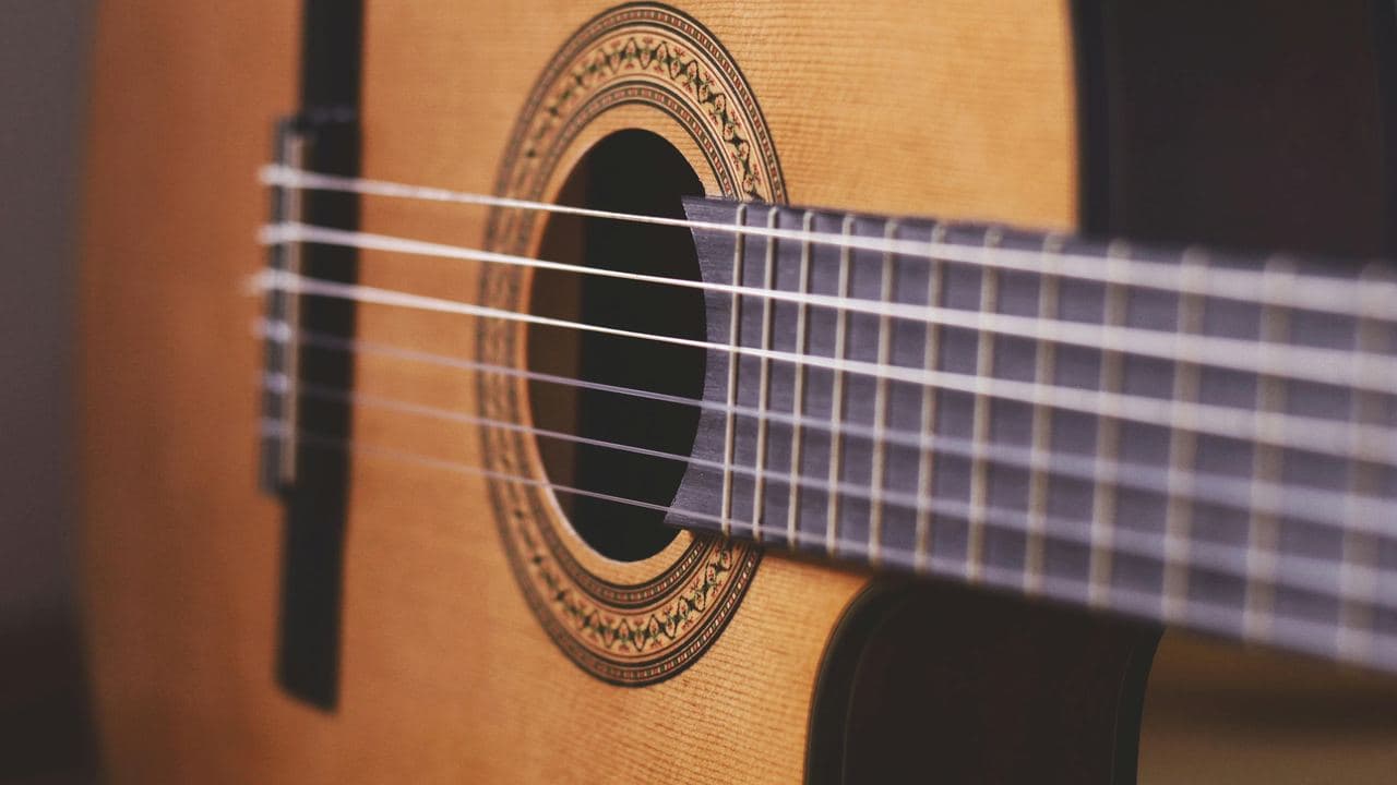 Play Guitar - Spür Deinen ersten echten Groove