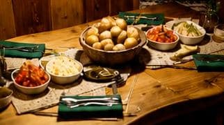 Schälfelar - TYPISCHER TIROLER PELLKARTOFFEL ABEND