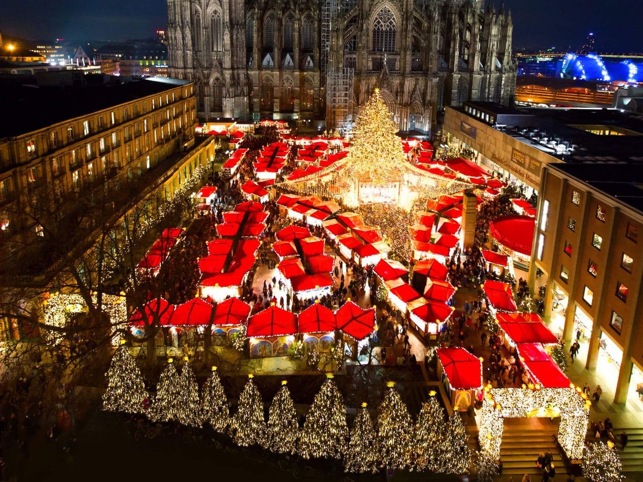 Weihnachtsmarkt am Kölner Dom