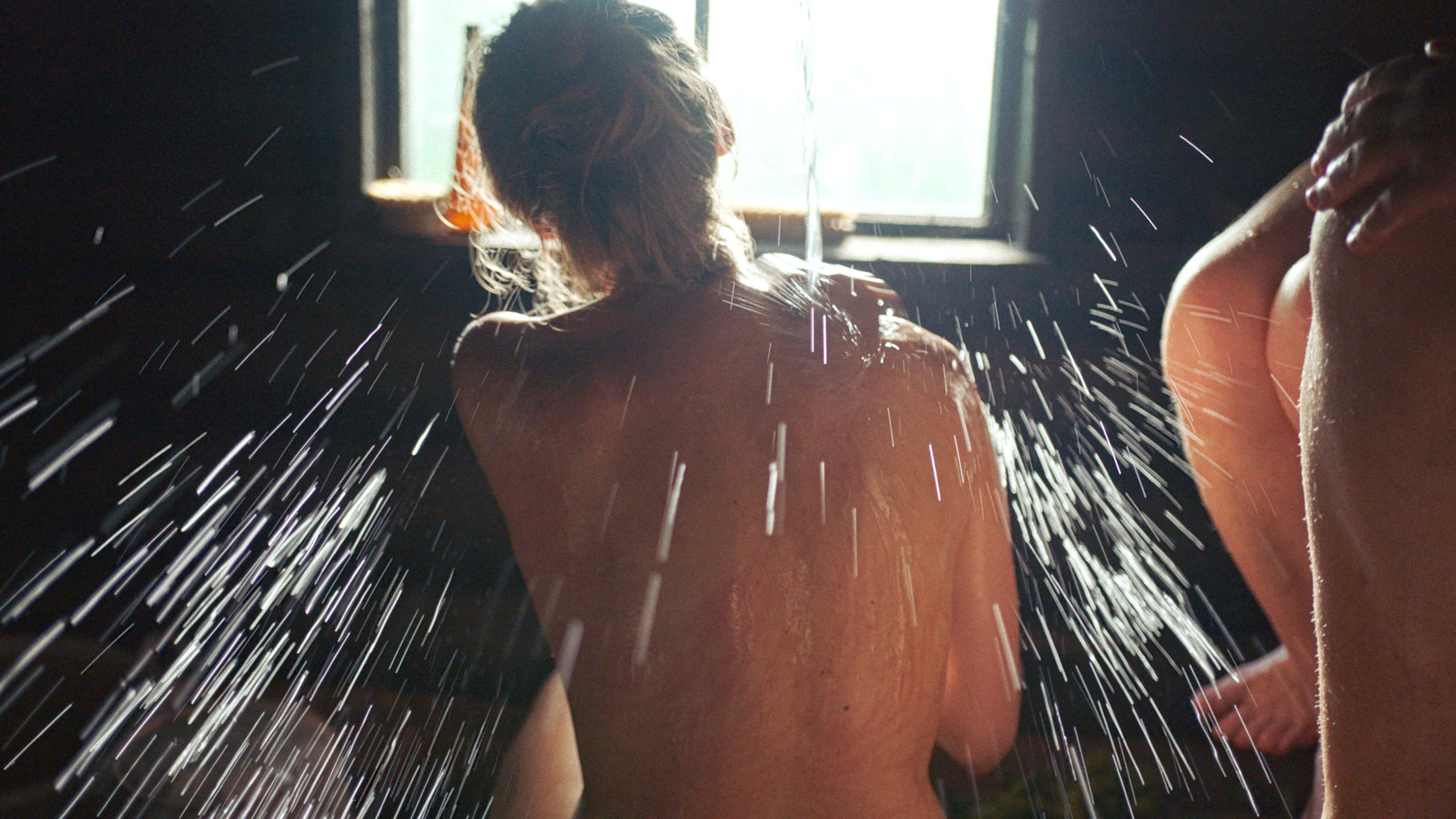 Open-Air Kino: SMOKE SAUNA SISTERHOOD