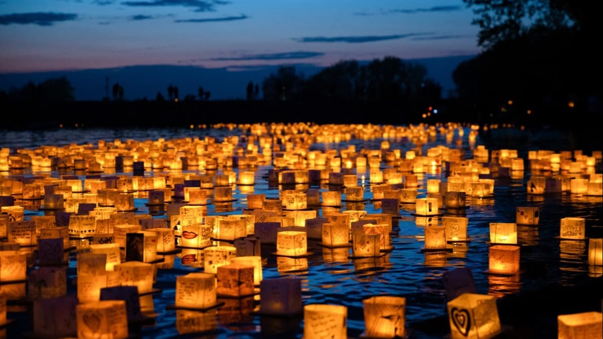 Water Lantern Festival - MediaPark